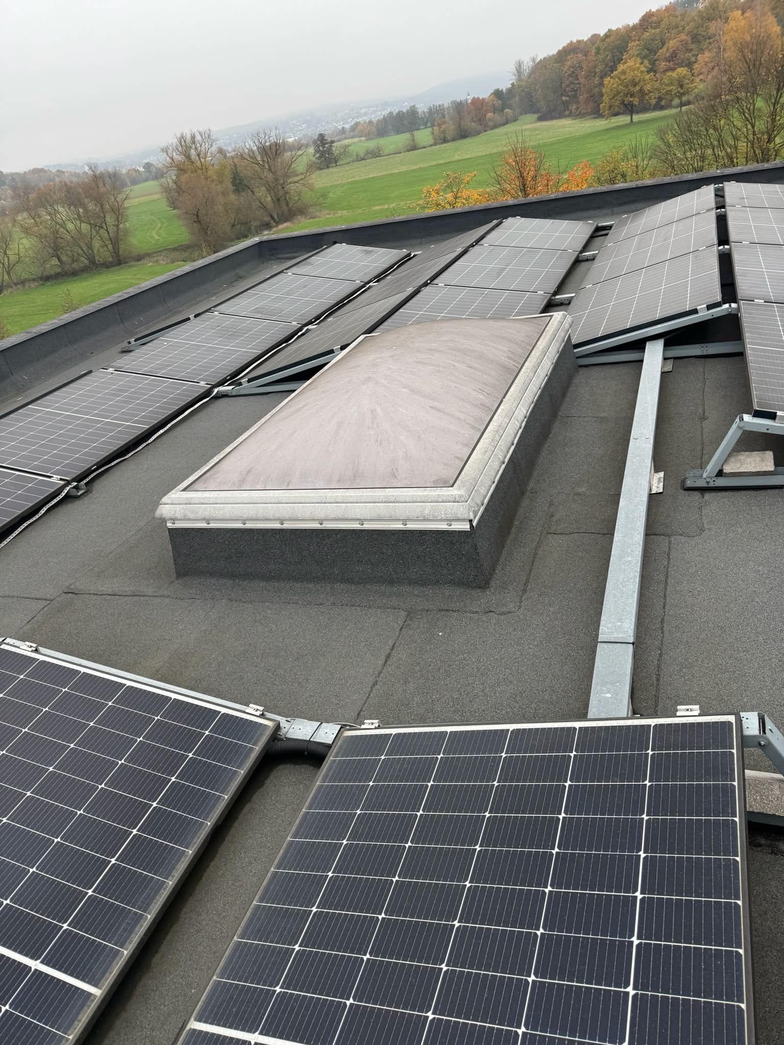 Solaranlage auf Industriehalle